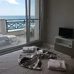 Апартамент Golden Sea View *
