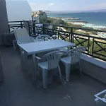 Апартамент Golden Sea View