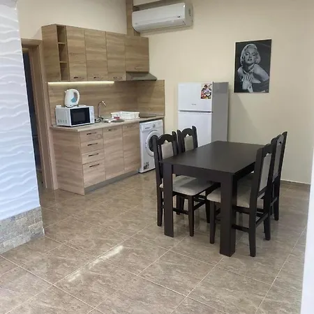 Apartment Golden Sea View *