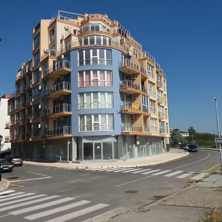 Golden Sea View Apartament