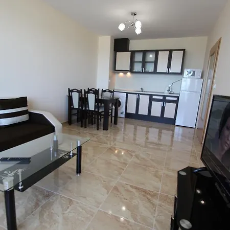 Apartament Golden Sea View