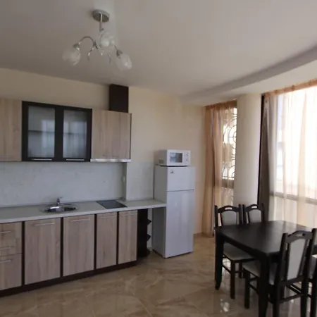 Apartament Golden Sea View *