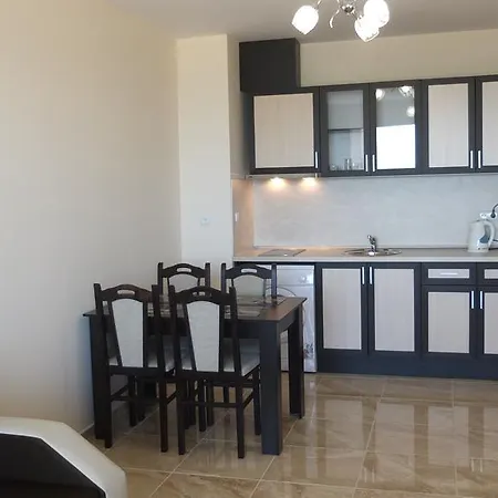 Apartament Golden Sea View *