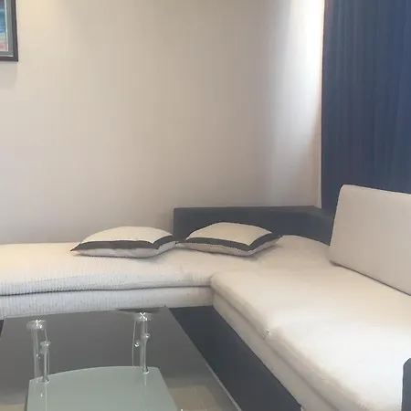 Apartament Golden Sea View *