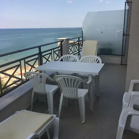 Golden Sea View *