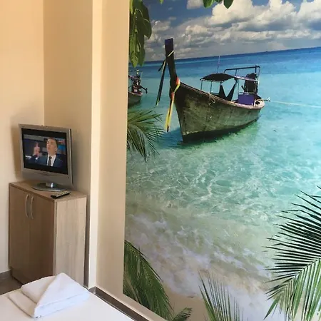 Golden Sea View Apartment