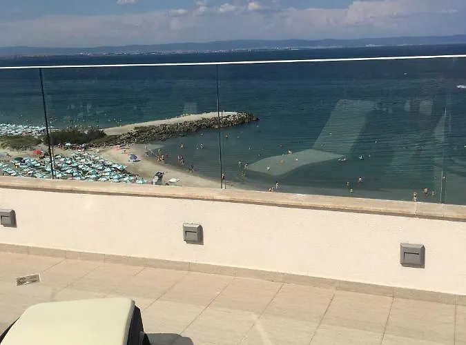 Apartamento Golden Sea View *